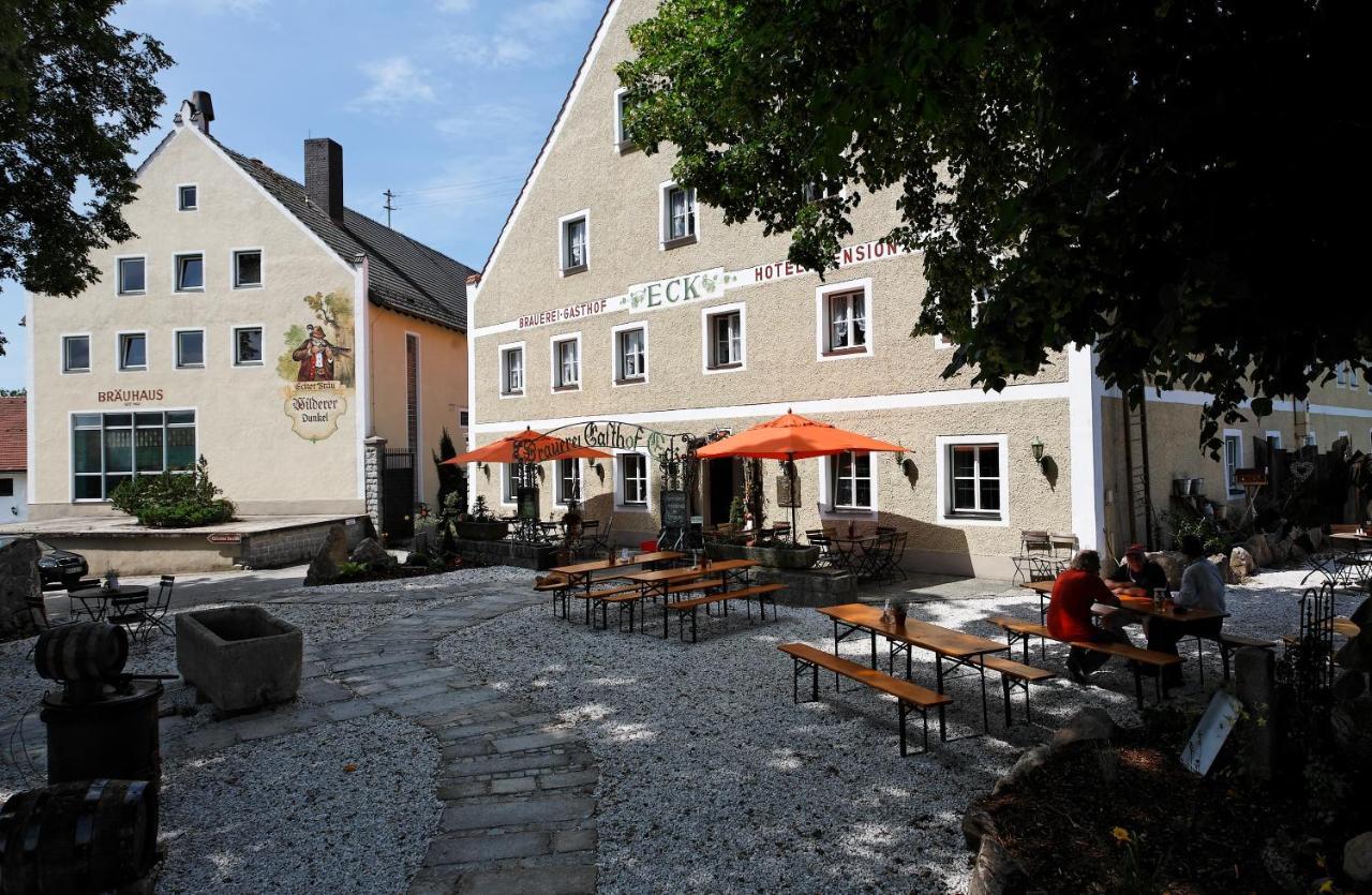 Brauerei-Gasthof Eck Böbrach Exterior foto